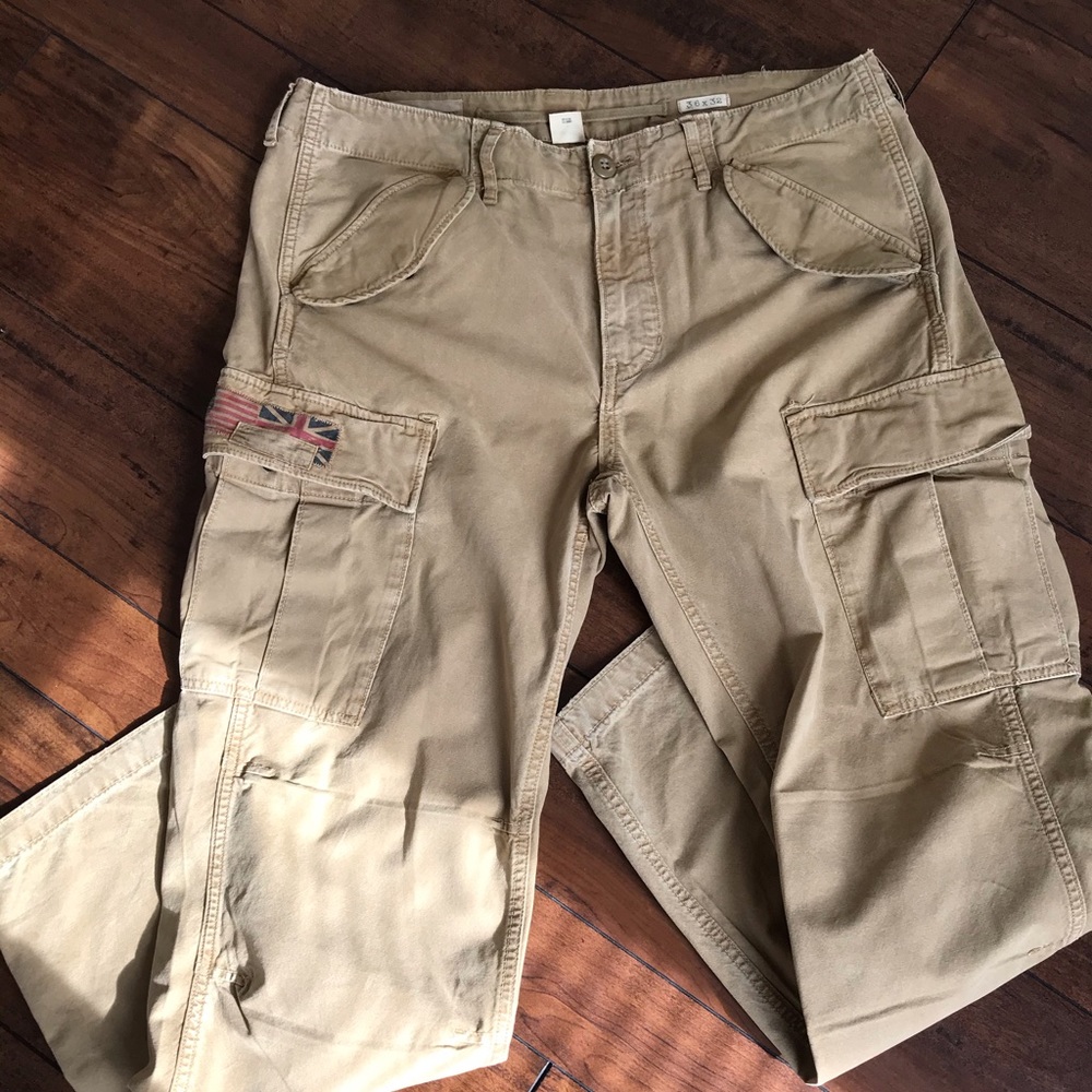 🔥POLO🔥 Men’s cargos! Great condition!